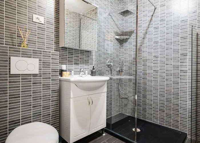 Apartmán Lamiraute - Proche Centre - - Clim - Wifi Menton